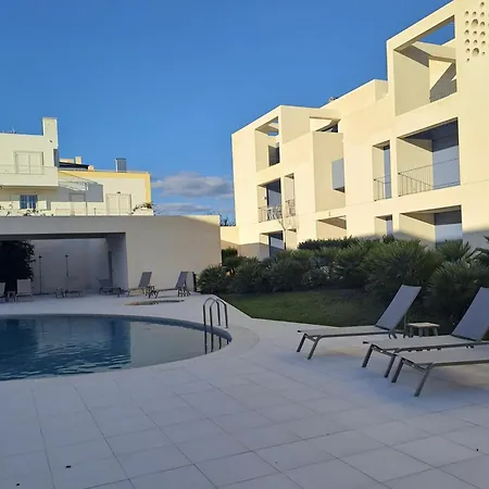 Casas Do - T2 - Ca קבאנס דה טאבירה